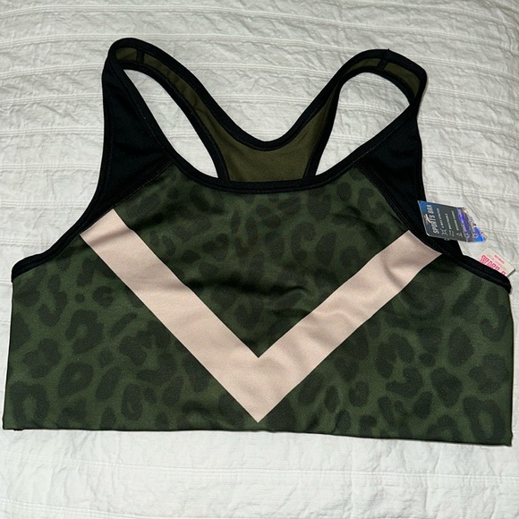 LAST CHANCE Victoria Secret Pink Sport Bra - Picture 1 of 2